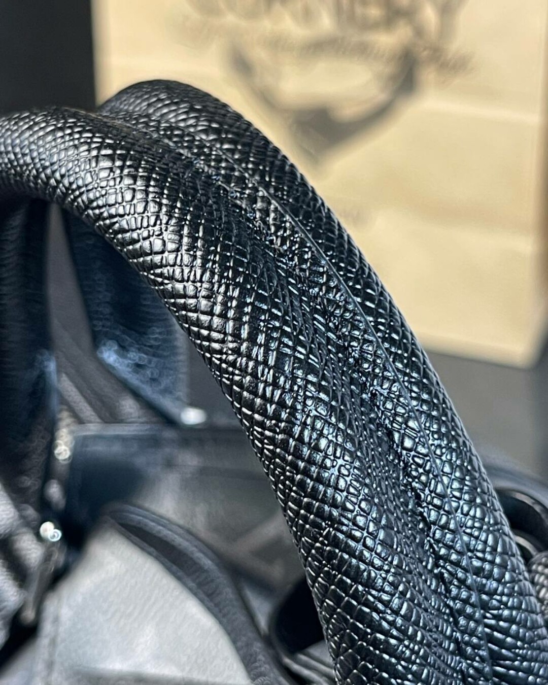 Дорожная сумка Louis Vuitton Keepall — изображение 8