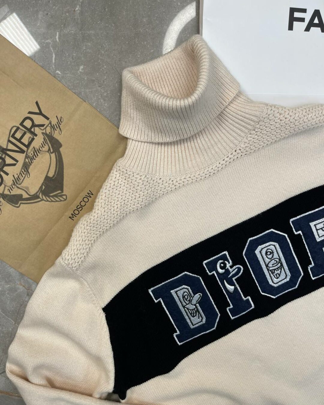 Свитер Dior — изображение 3