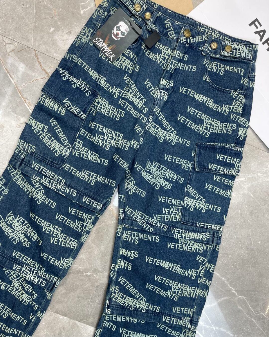 Джинсы Vetements — изображение 3
