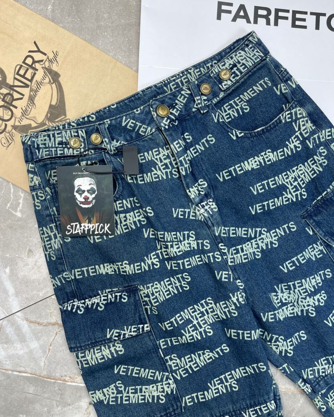 Джинсы Vetements — изображение 4