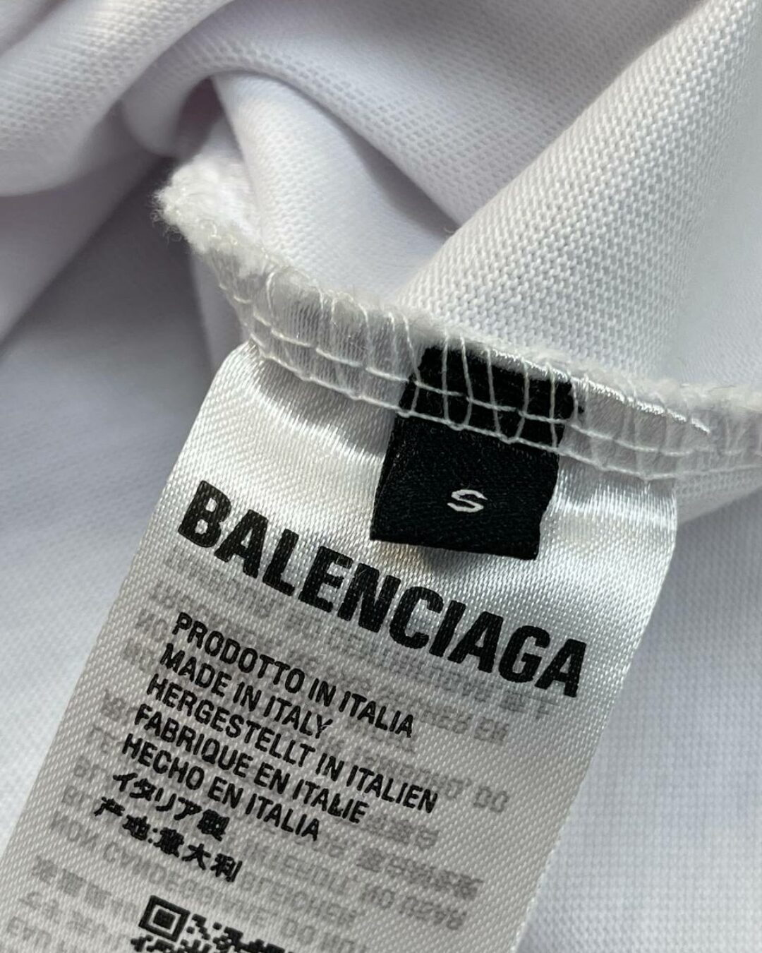 Футболка Balenciaga — изображение 9