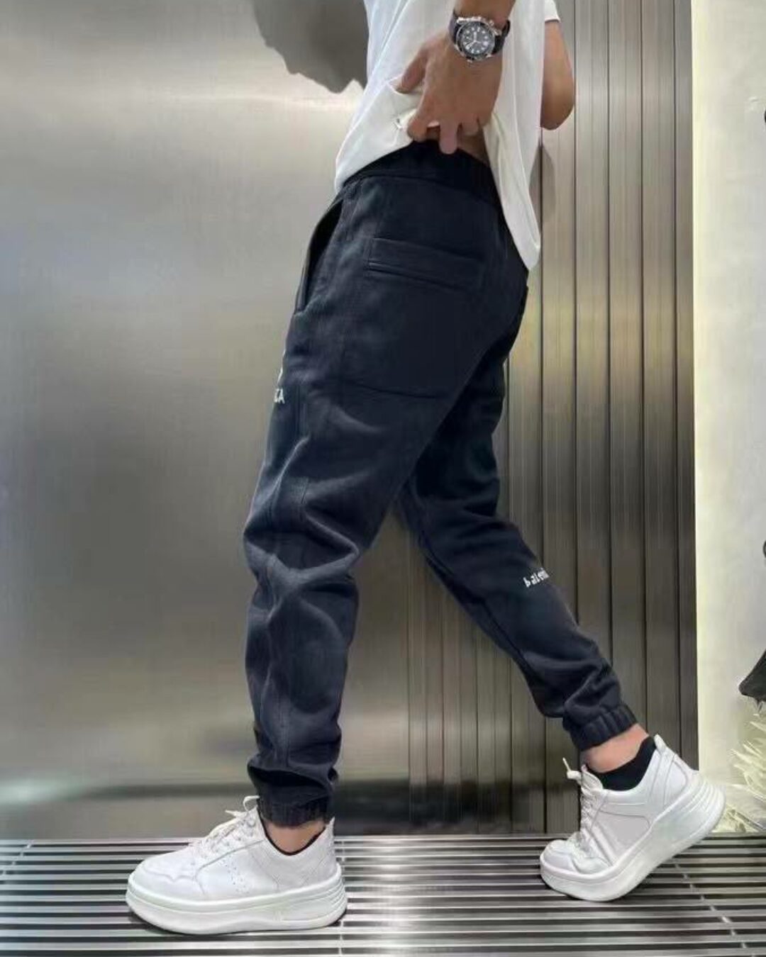 Спортивные Штаны Balenciaga — изображение 3