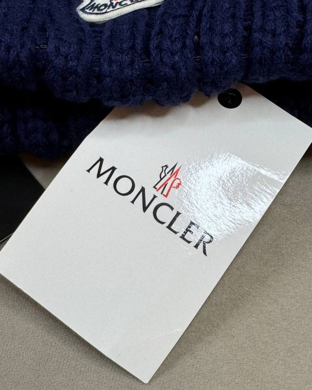 Шапка Moncler — изображение 8