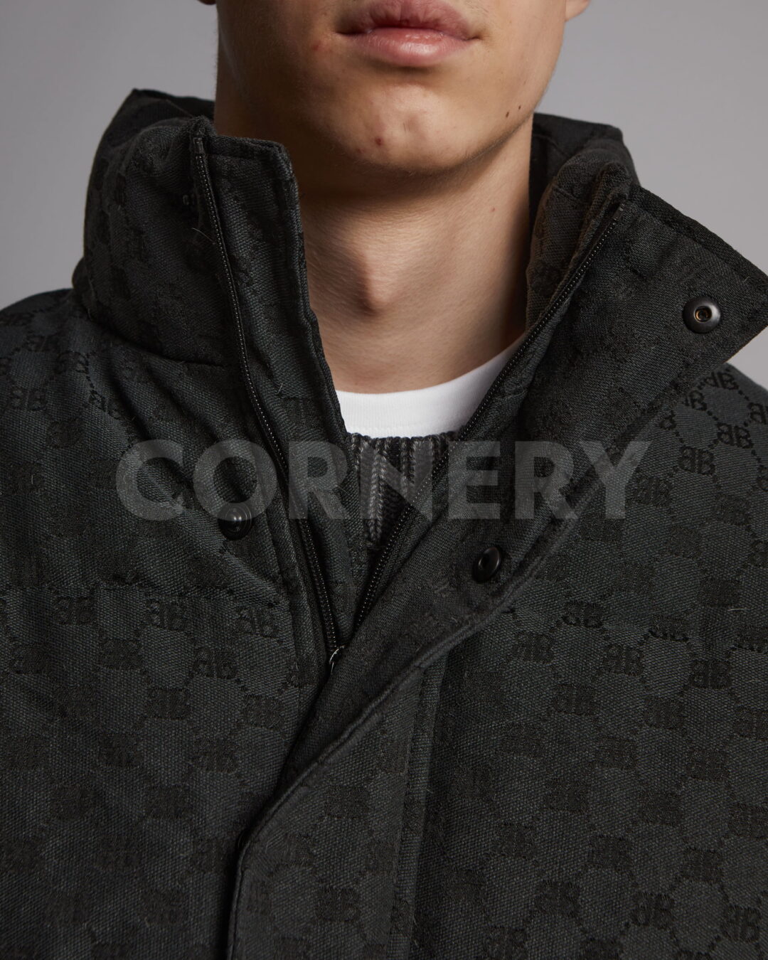 Пуховик Balenciaga — изображение 6