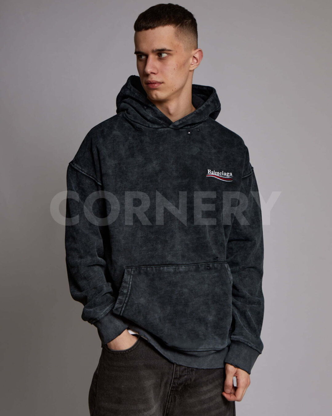 Худи Balenciaga — изображение 3