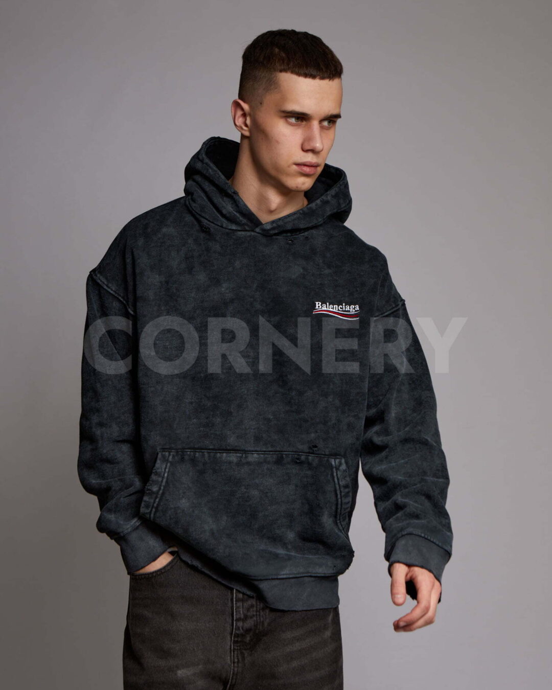 Худи Balenciaga — изображение 4