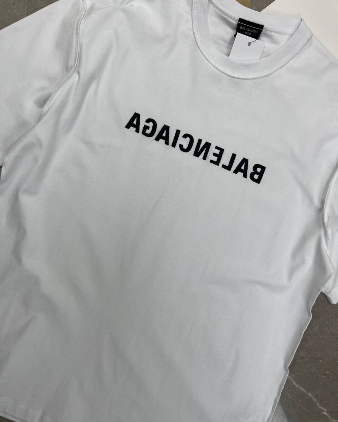 Футболка Balenciaga — изображение 5
