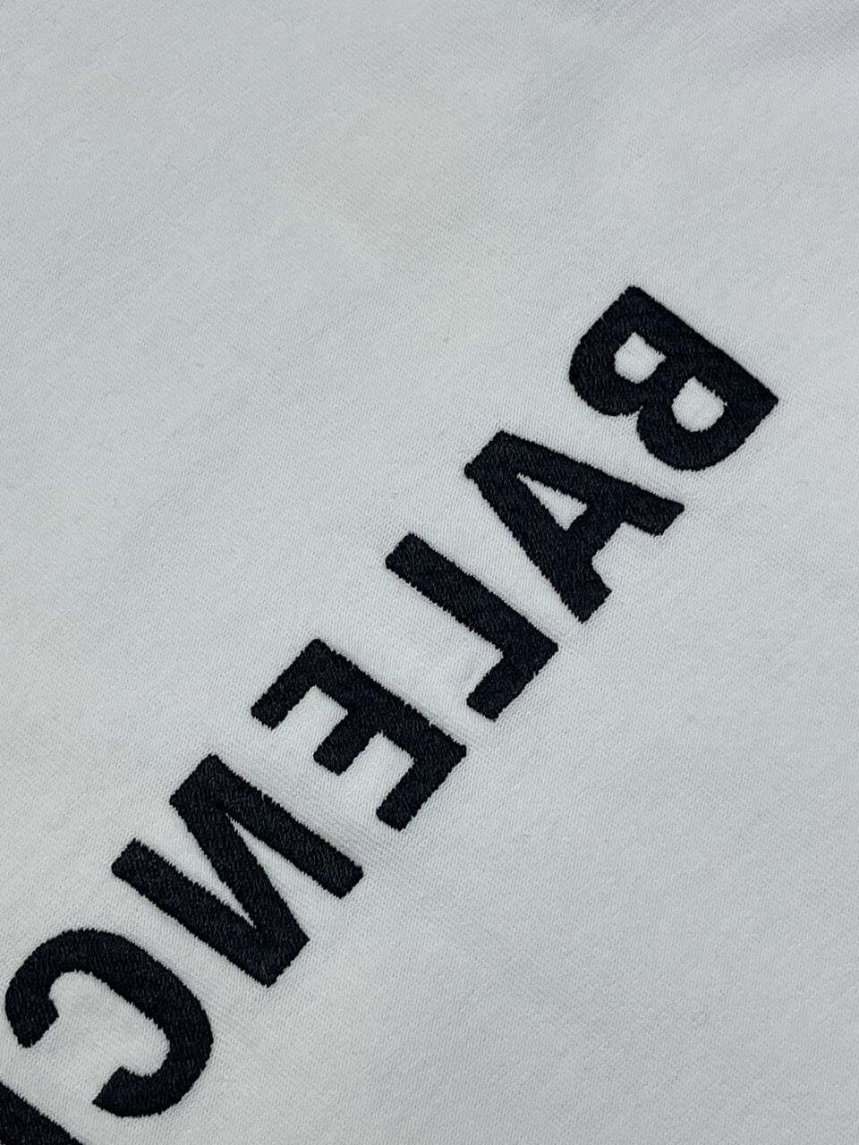 Футболка Balenciaga — фото 7