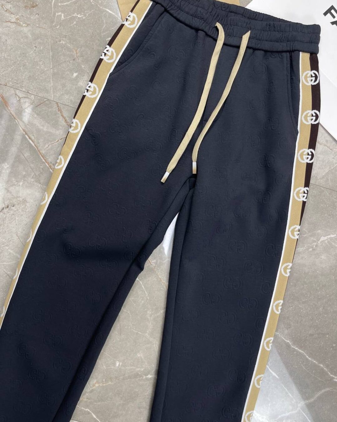 Спортивные Штаны Gucci — изображение 3