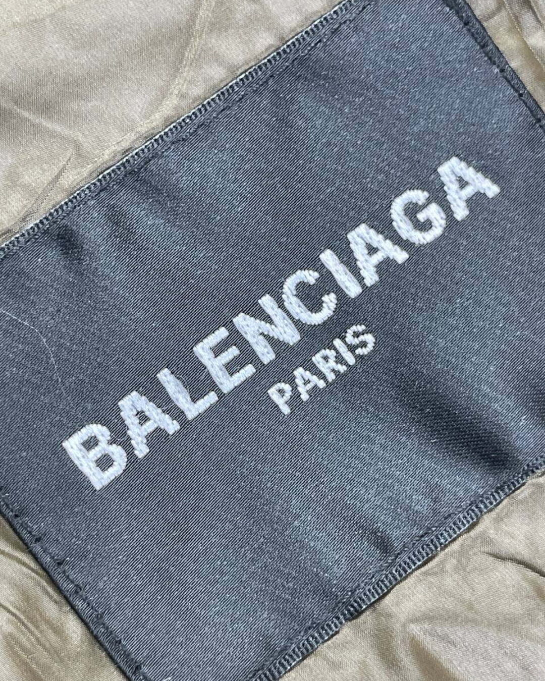 Пуховик Balenciaga — изображение 6
