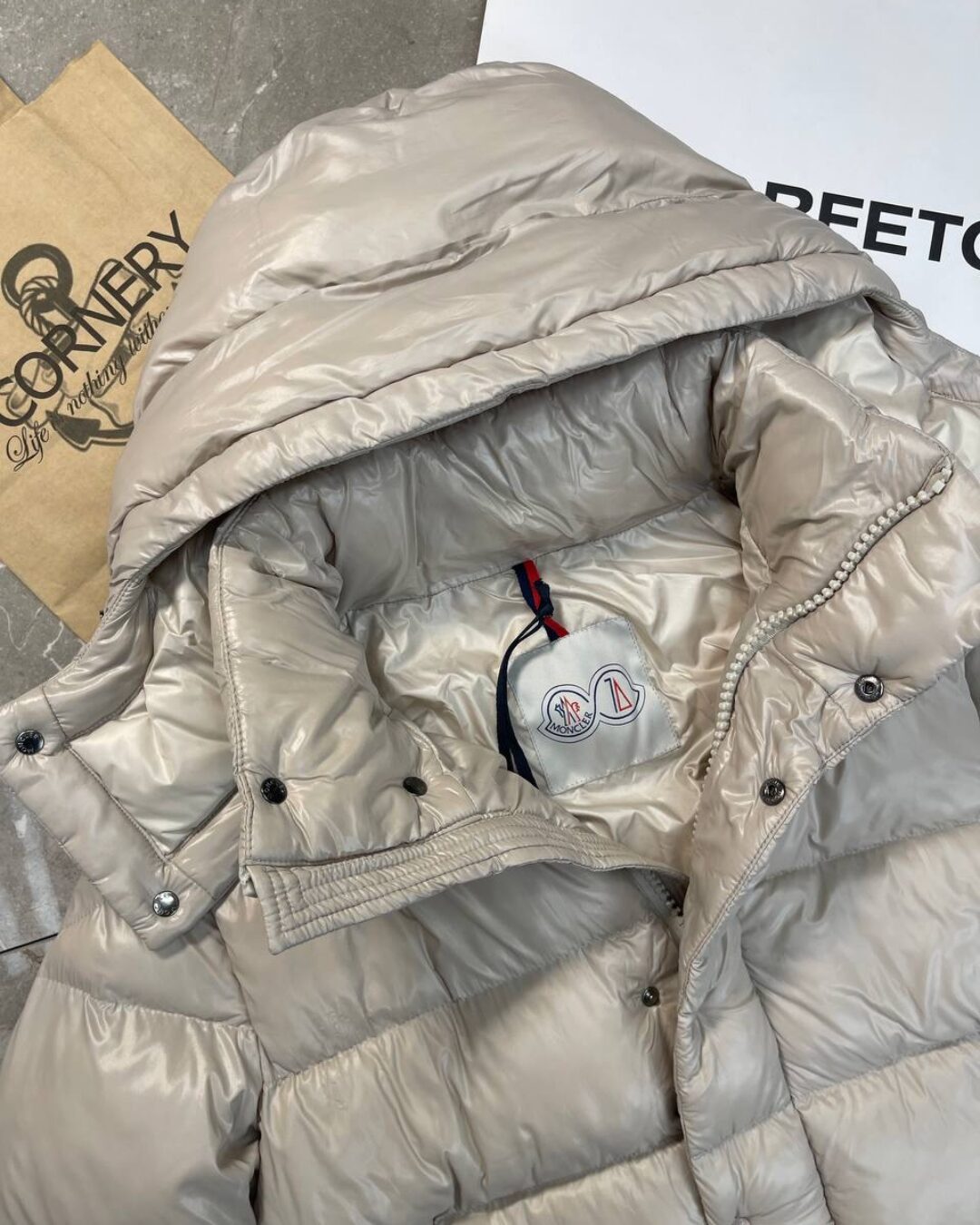 Пуховик Moncler — изображение 3