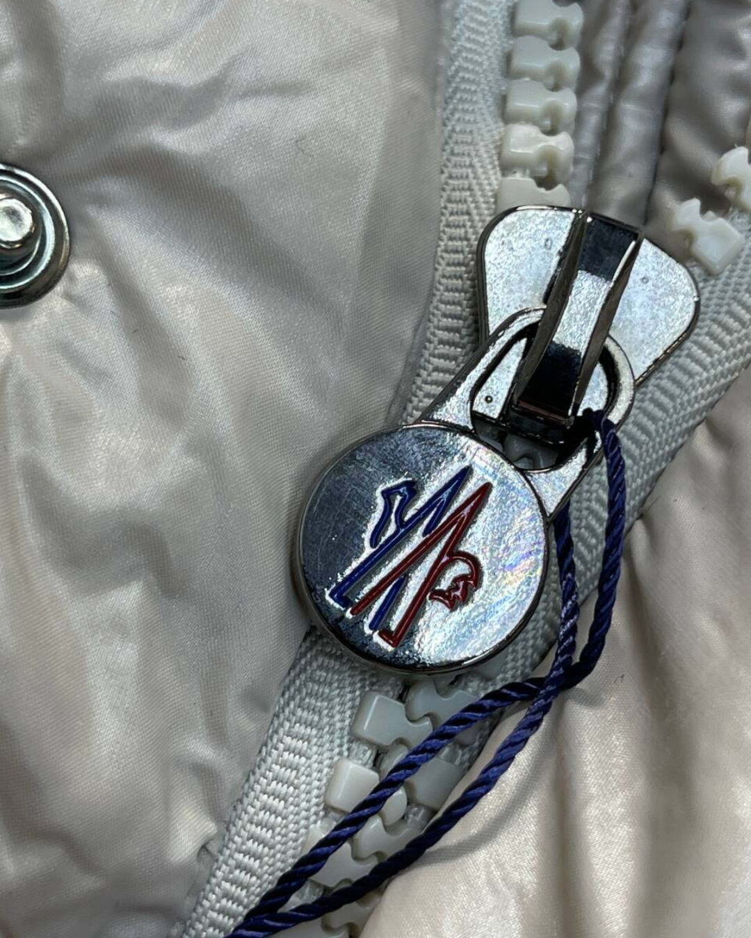 Пуховик Moncler — изображение 6