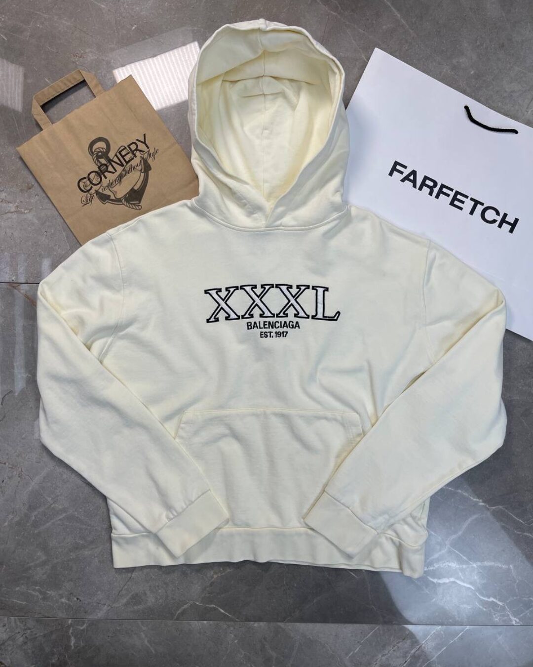 Худи Balenciaga