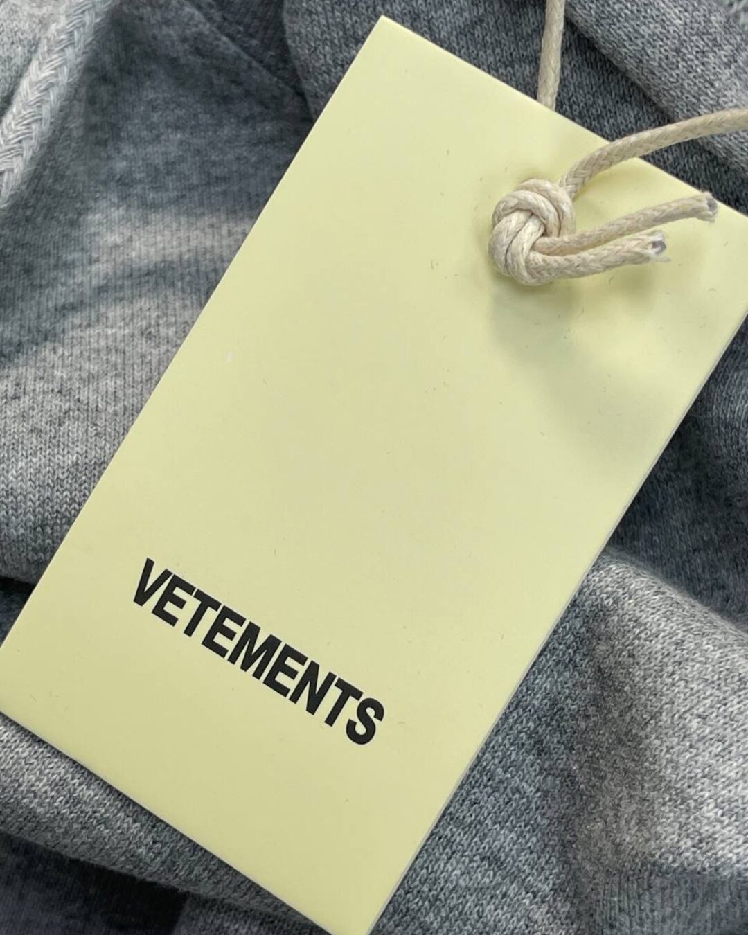 Худи Vetements — изображение 9