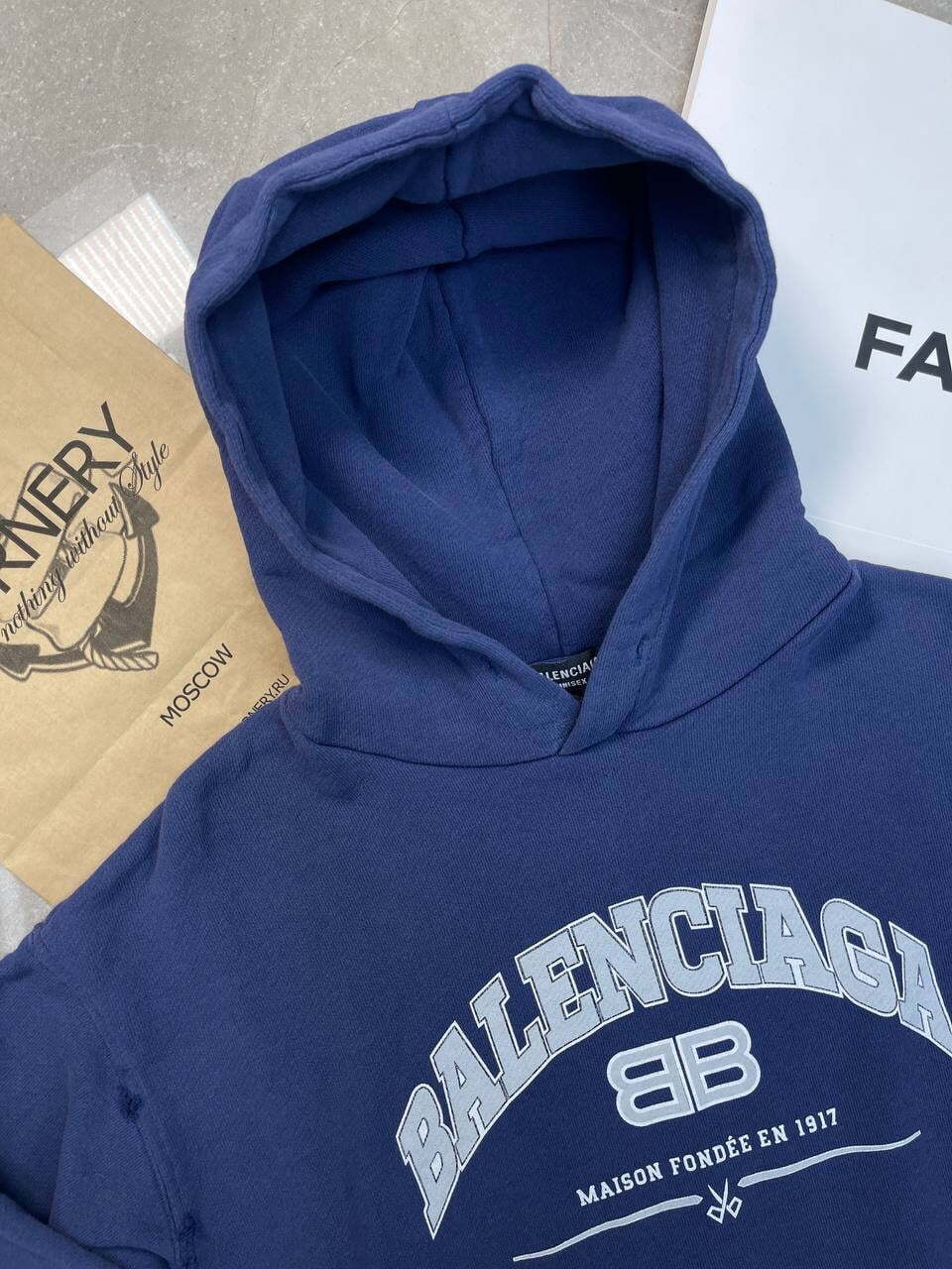 Худи Balenciaga — фото 4