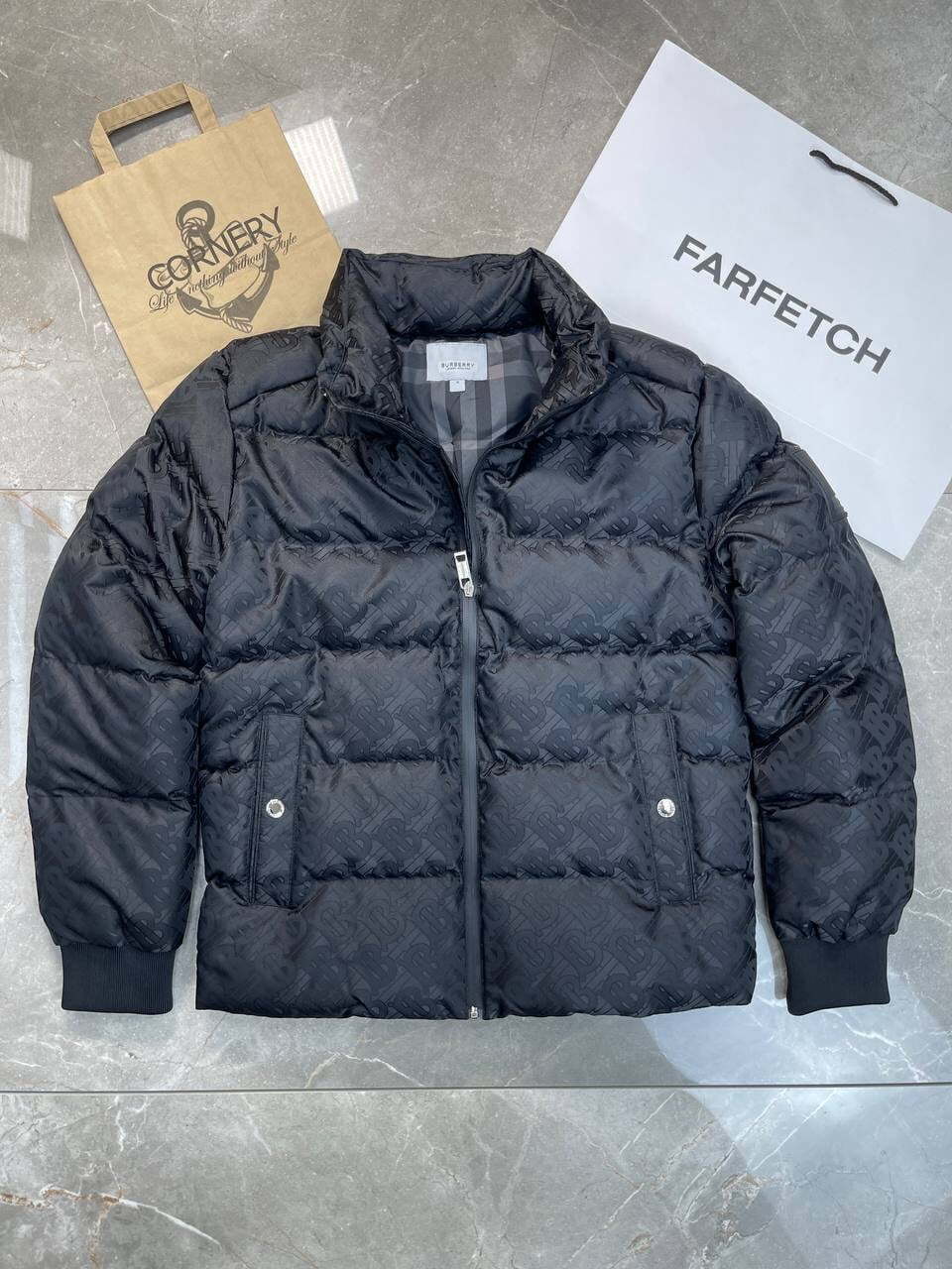 Пуховик Burberry