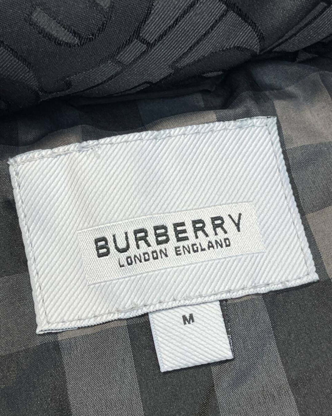 Пуховик Burberry — изображение 3