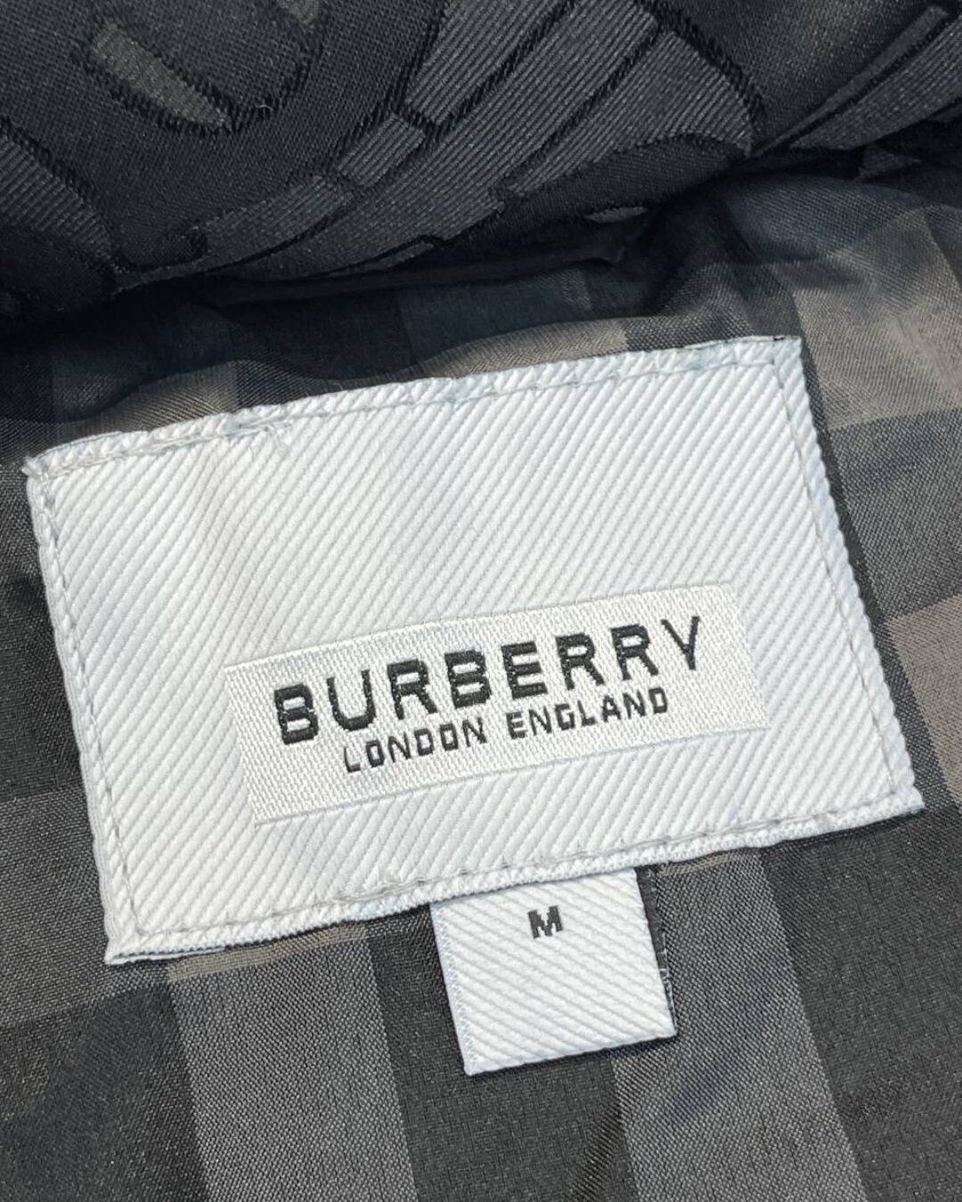 Пуховик Burberry — изображение 3