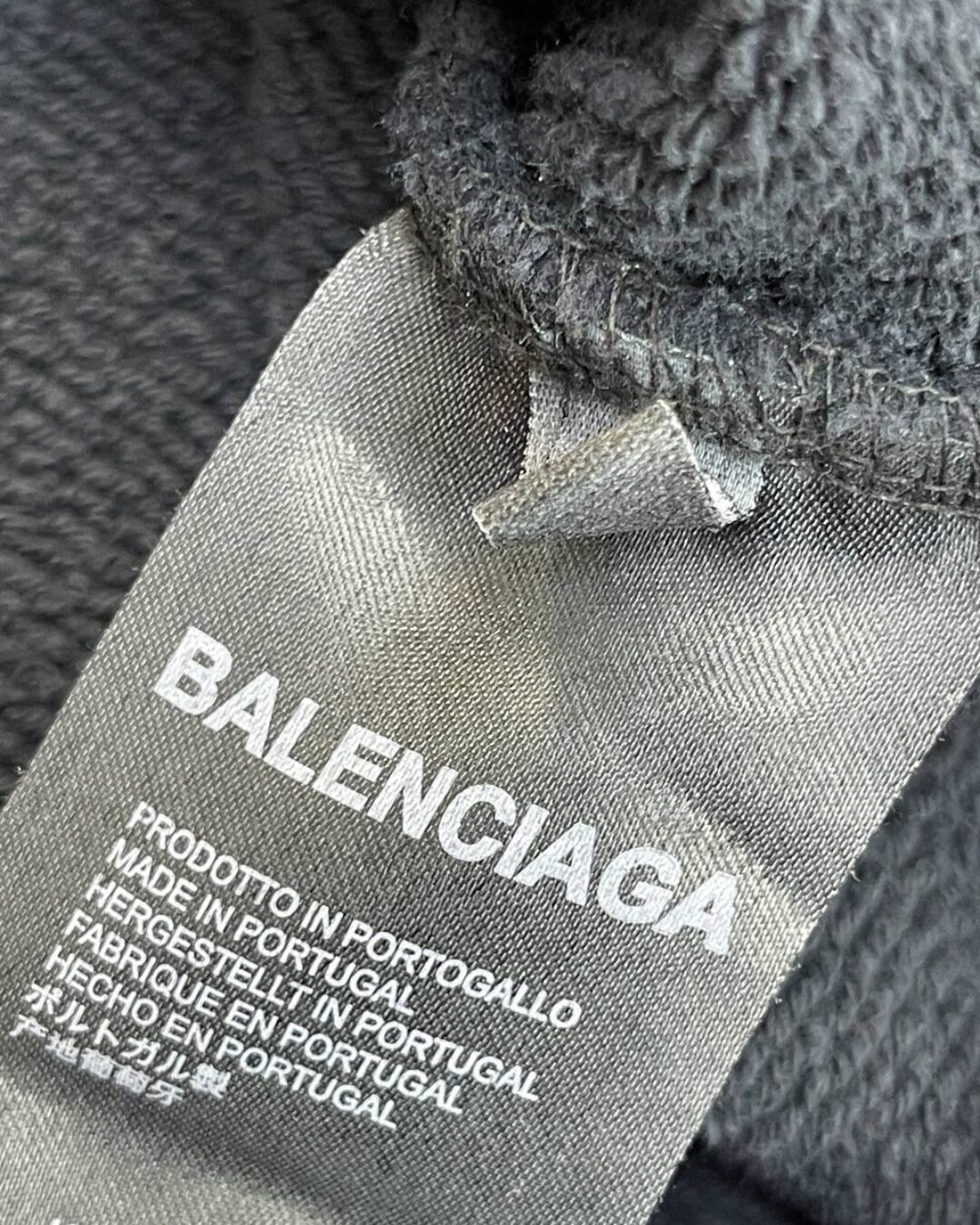 Худи Balenciaga — изображение 9