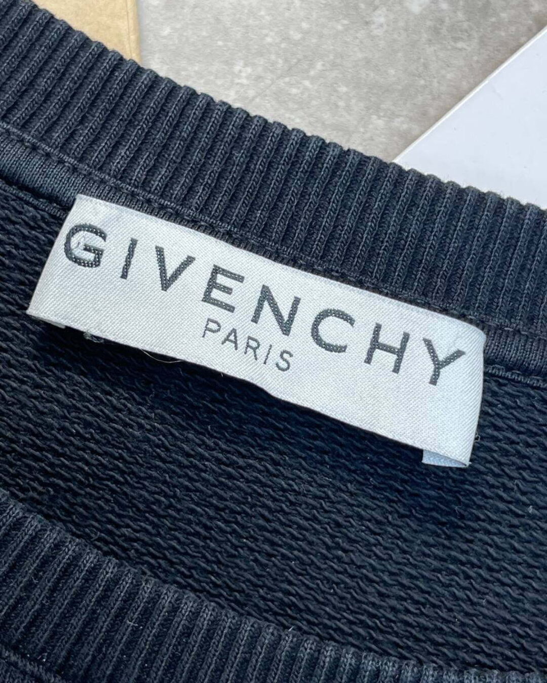 Кофта Givenchy — изображение 5