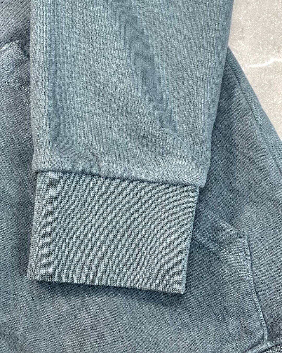 Худи Balenciaga — изображение 4