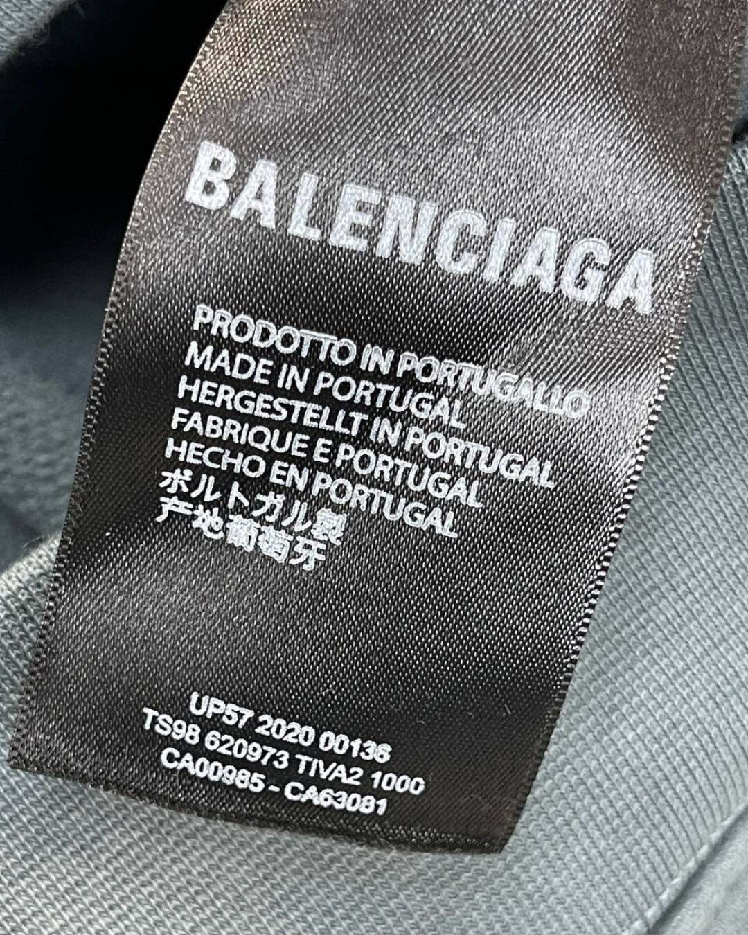 Худи Balenciaga — изображение 9