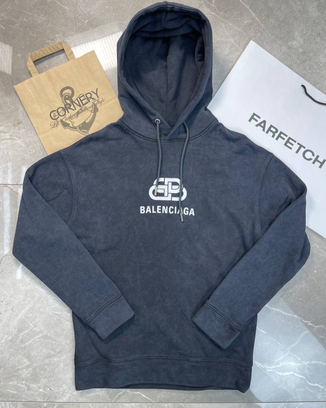 Худи Balenciaga
