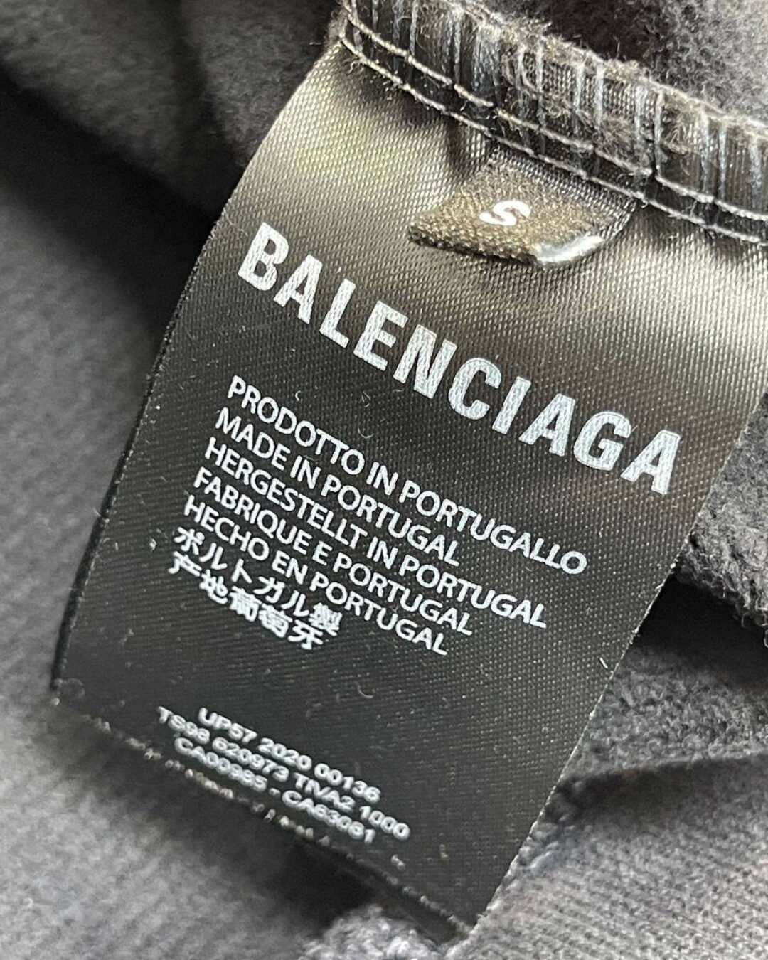 Худи Balenciaga — изображение 8