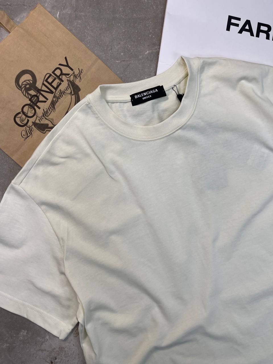 Футболка Balenciaga — фото 3