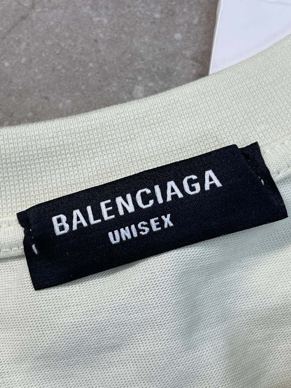 Футболка Balenciaga — фото 8