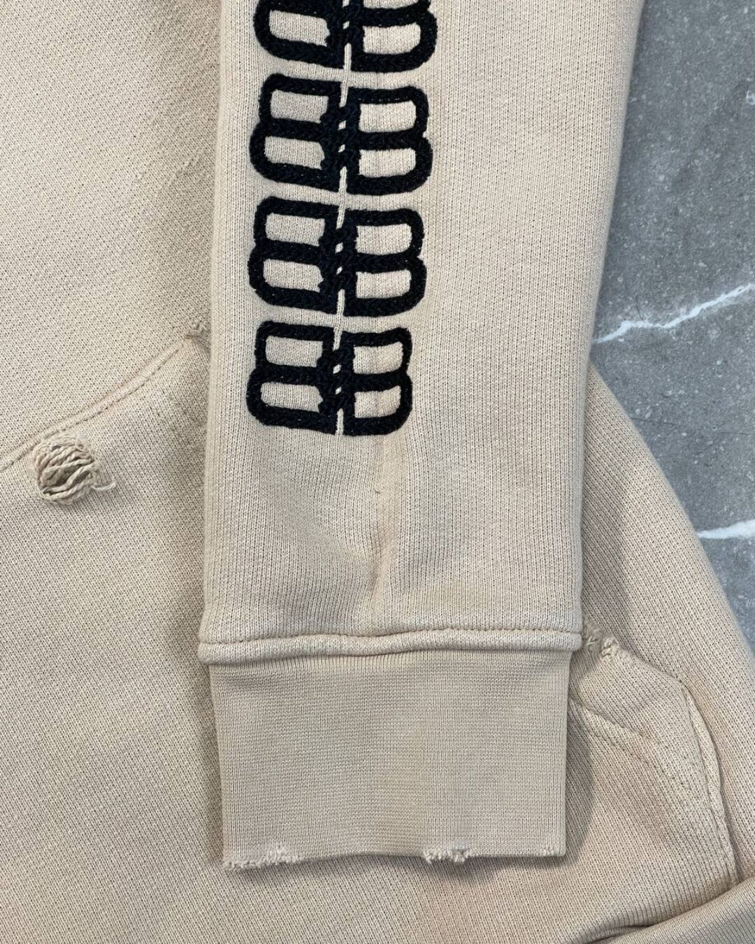 Худи Balenciaga — изображение 7