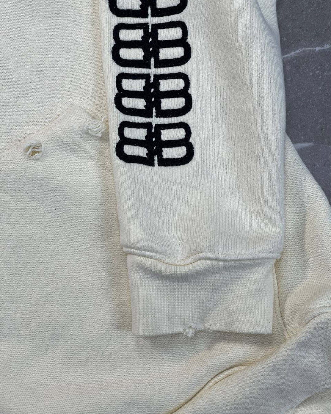 Худи Balenciaga — изображение 7