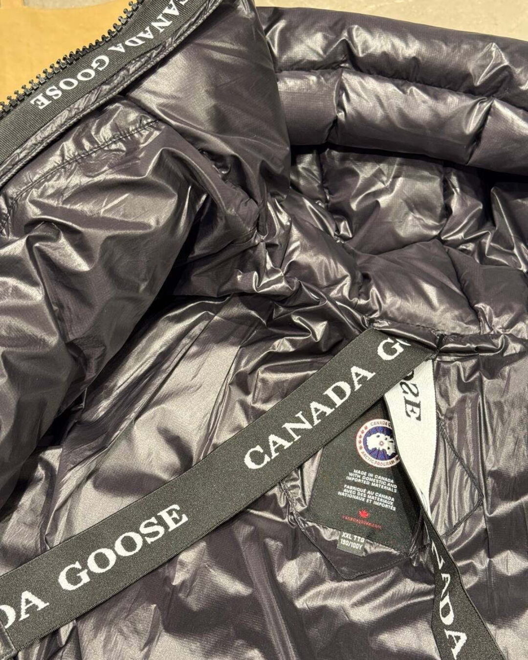 Пуховик Canada Goose — изображение 10