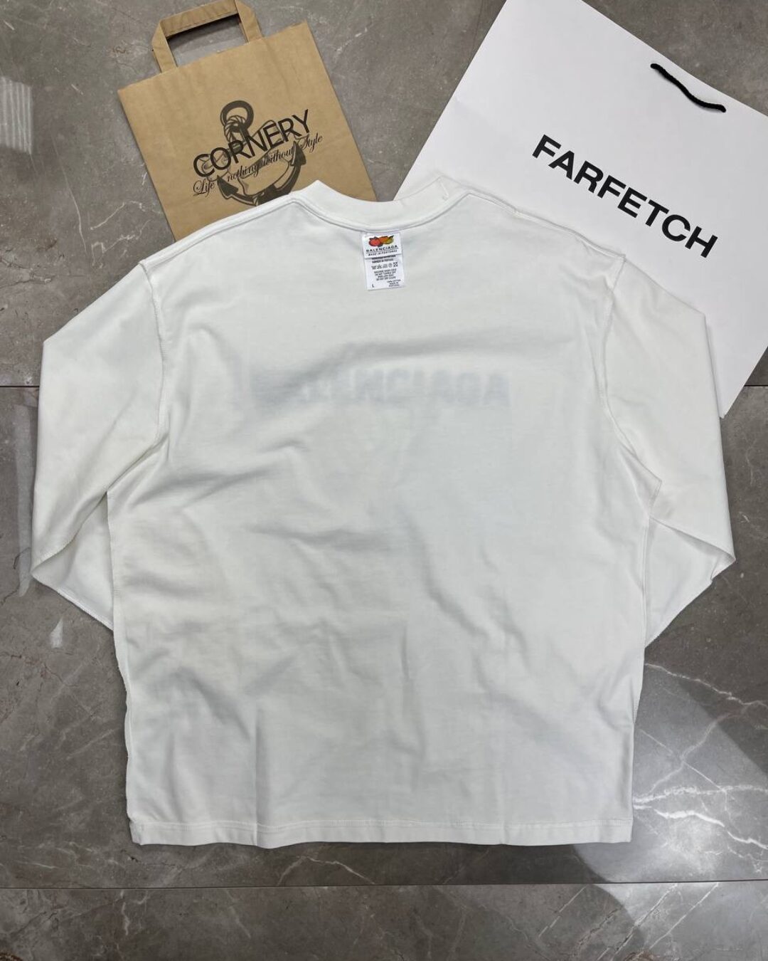 Кофта Balenciaga — изображение 2