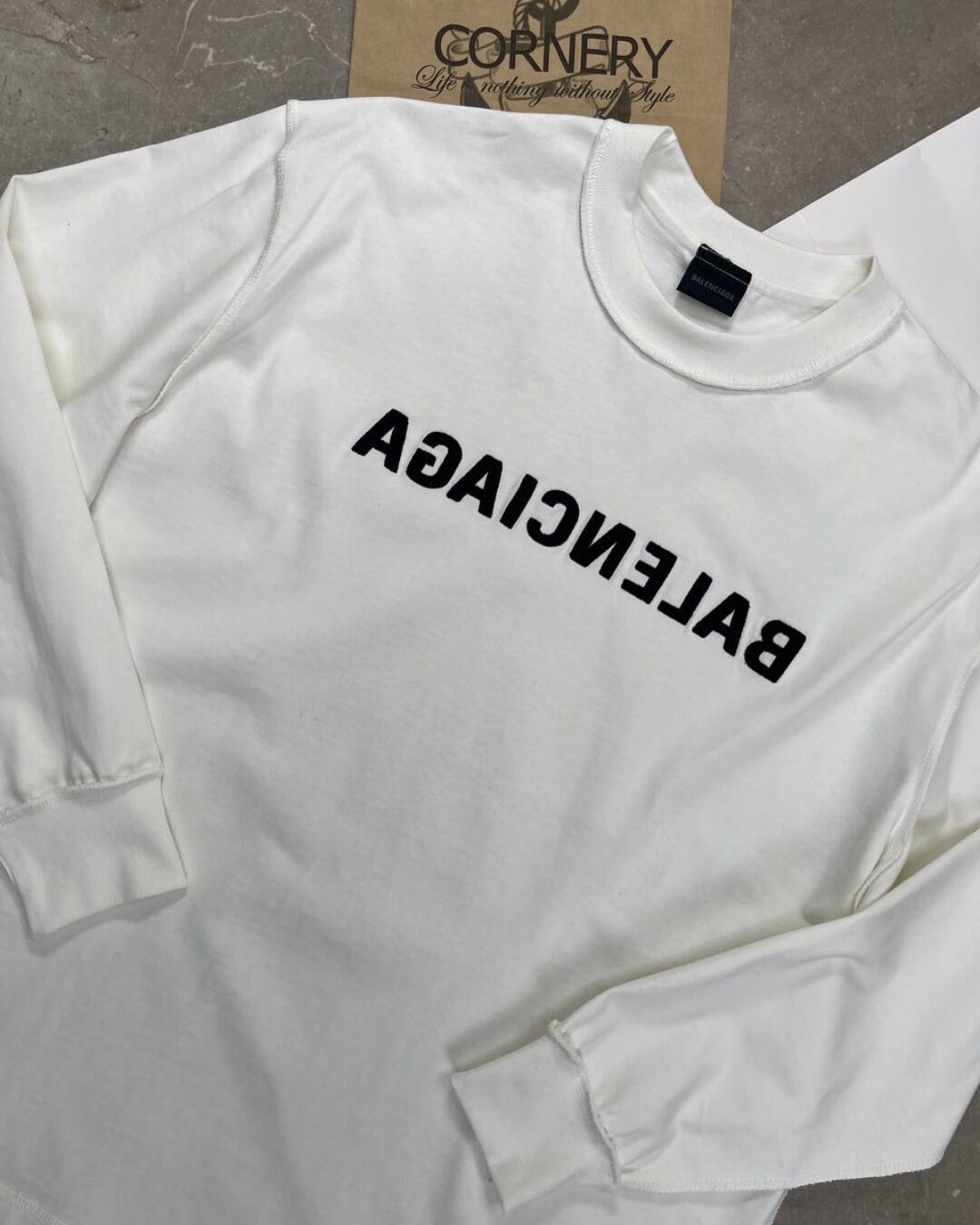 Кофта Balenciaga — изображение 5