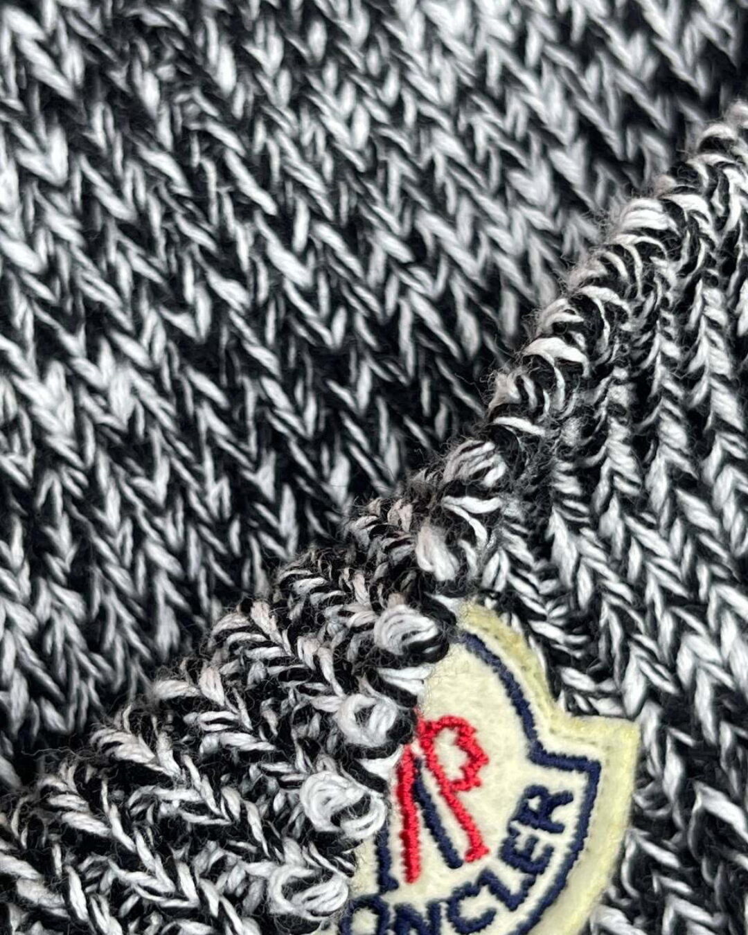 Шапка Moncler — изображение 5