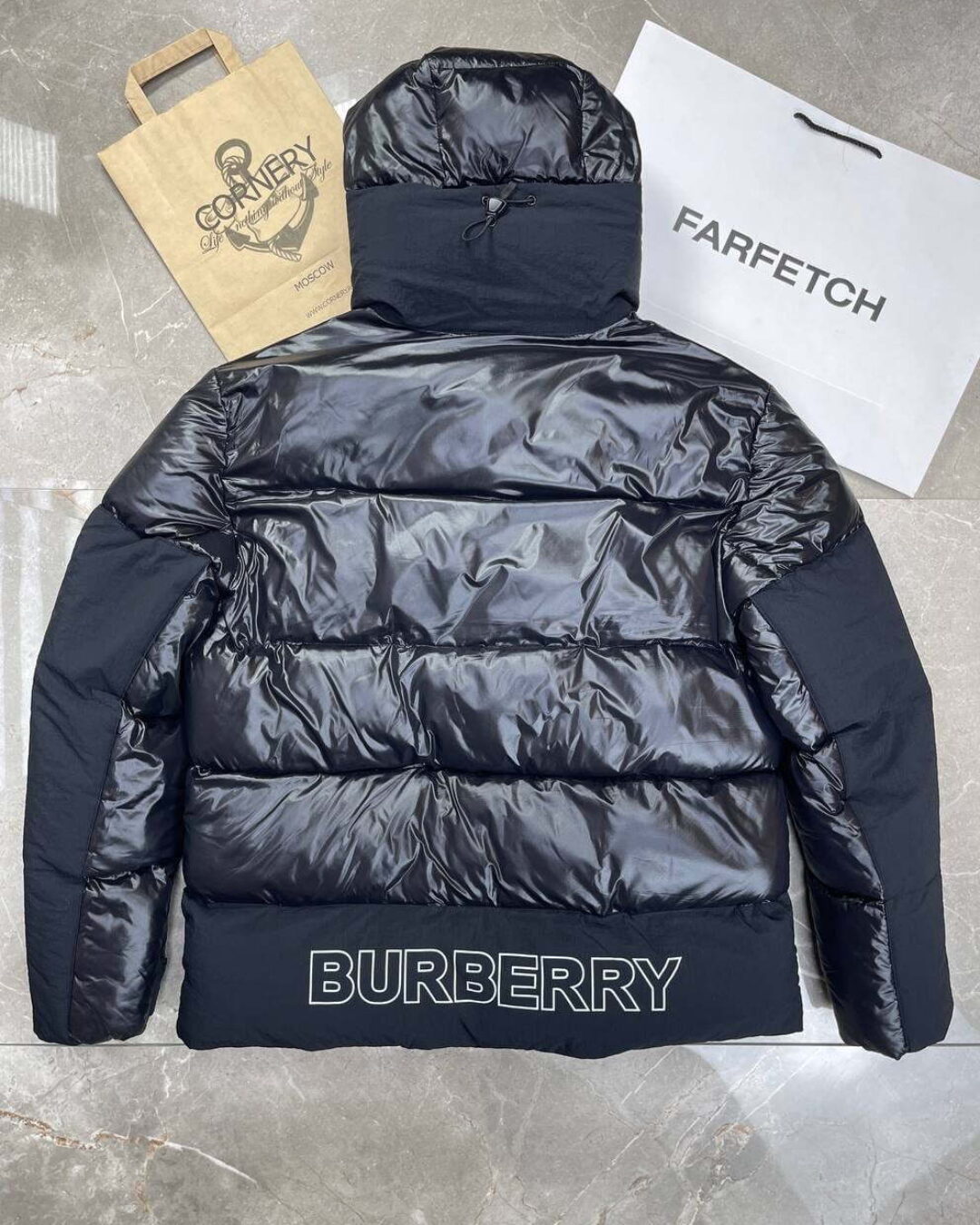 Пуховик Burberry — изображение 2