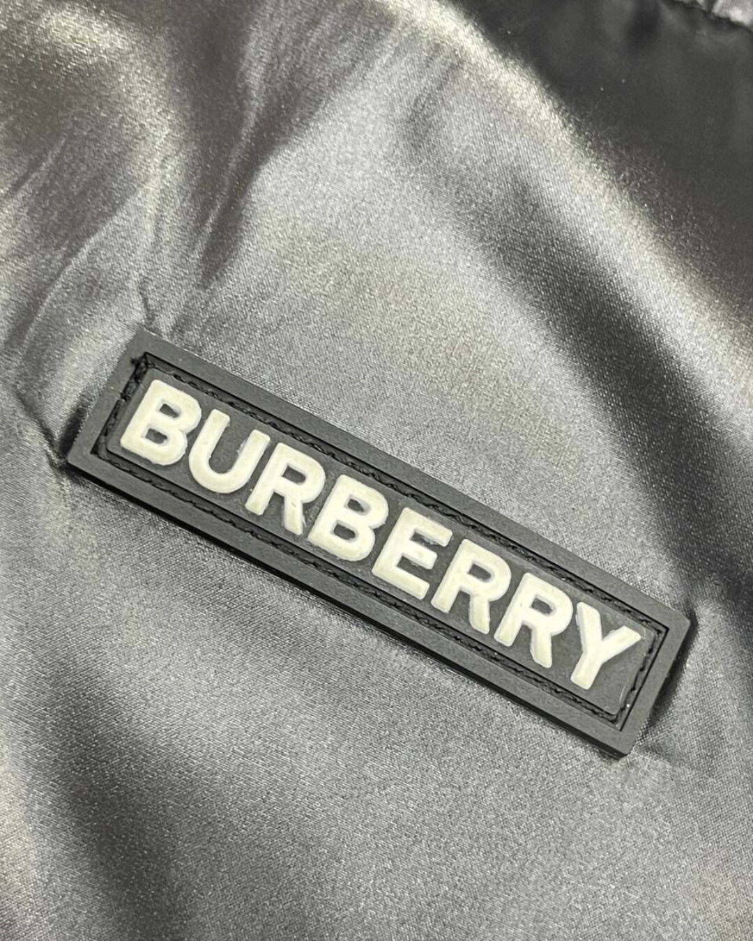 Пуховик Burberry — изображение 5