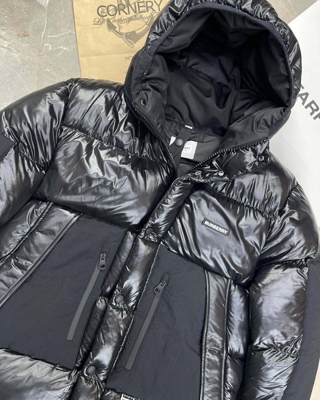 Пуховик Burberry — изображение 9