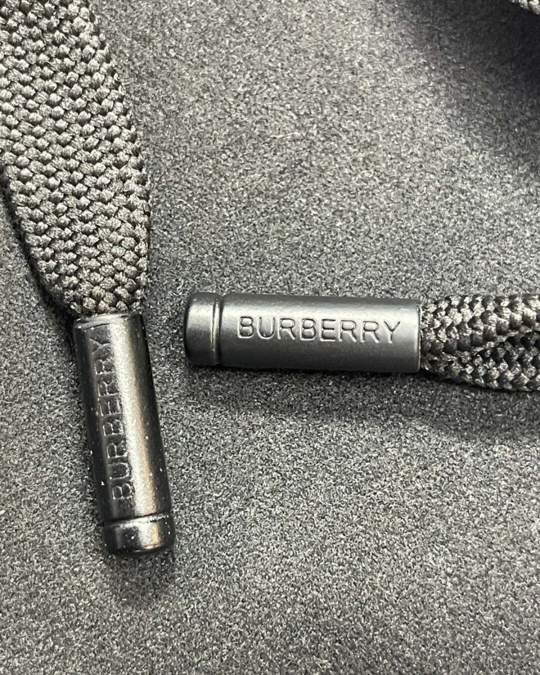 Штаны Burberry — изображение 6