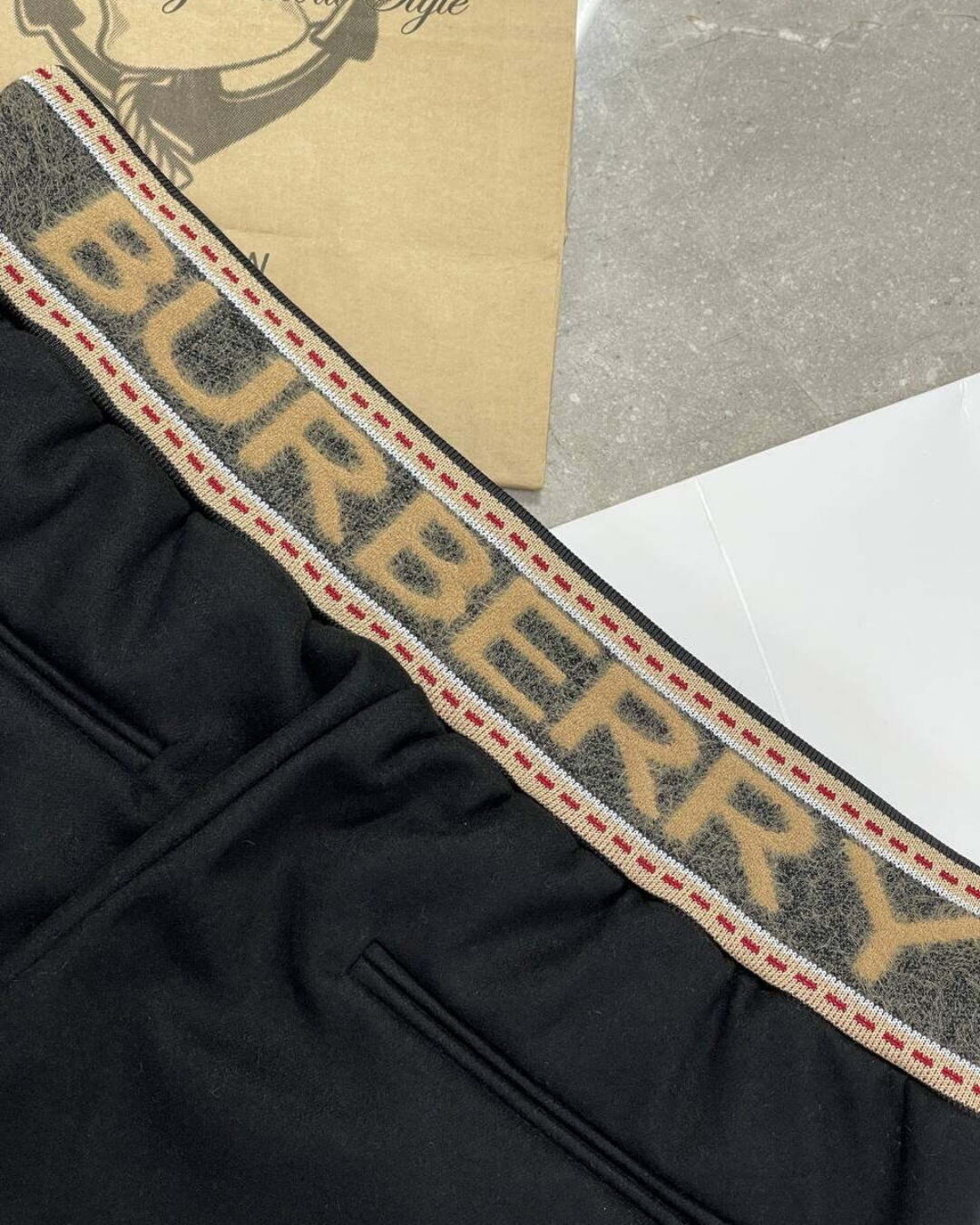 Штаны Burberry — изображение 9