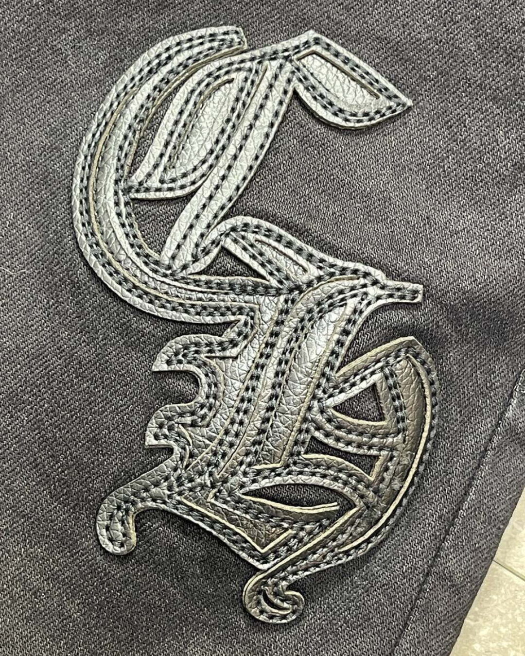 Джинсы Chrome Hearts — изображение 4