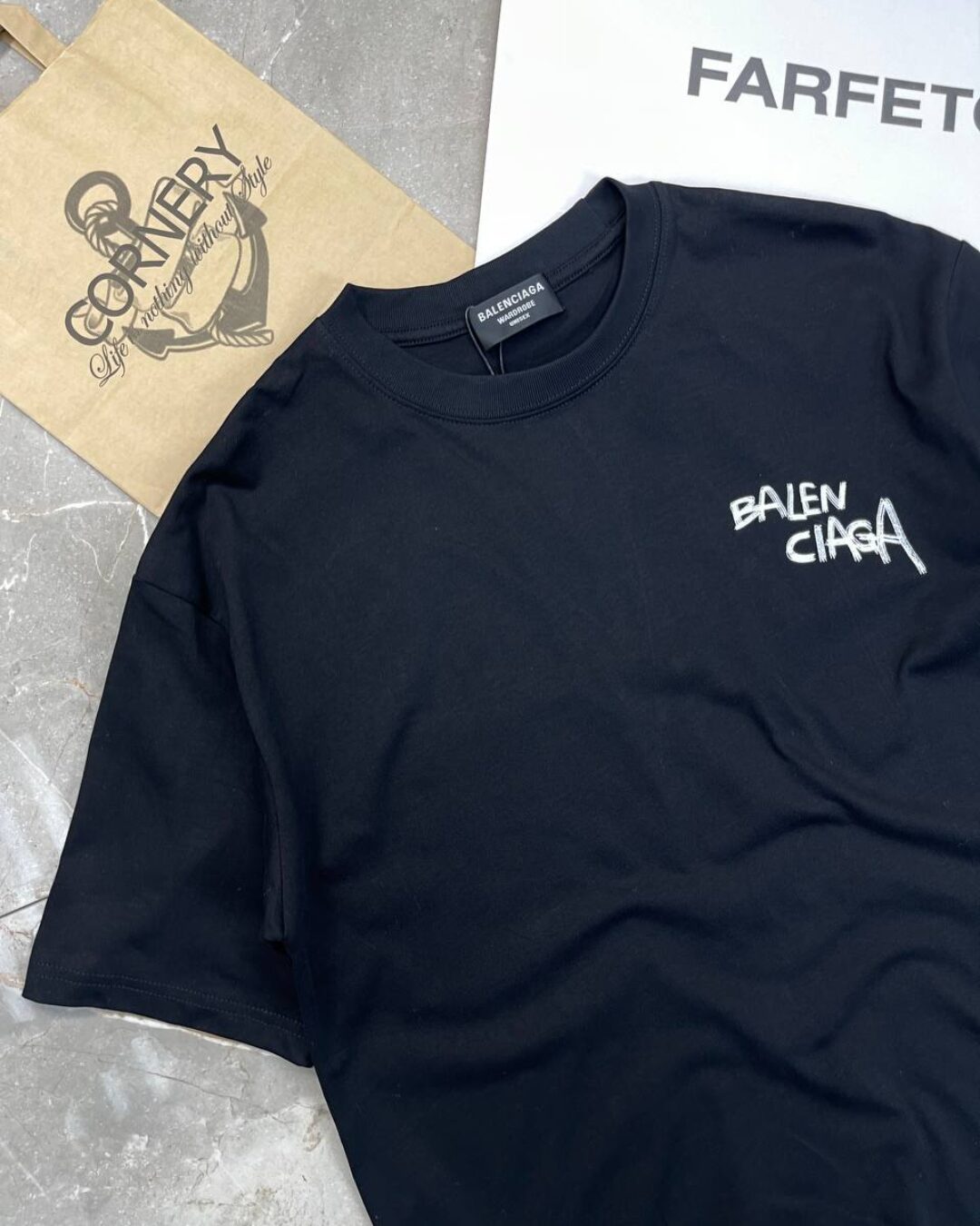 Футболка Balenciaga — изображение 4