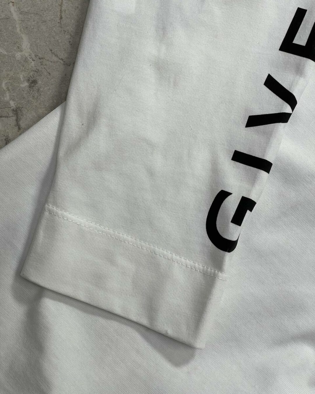 Кофта Givenchy — изображение 9