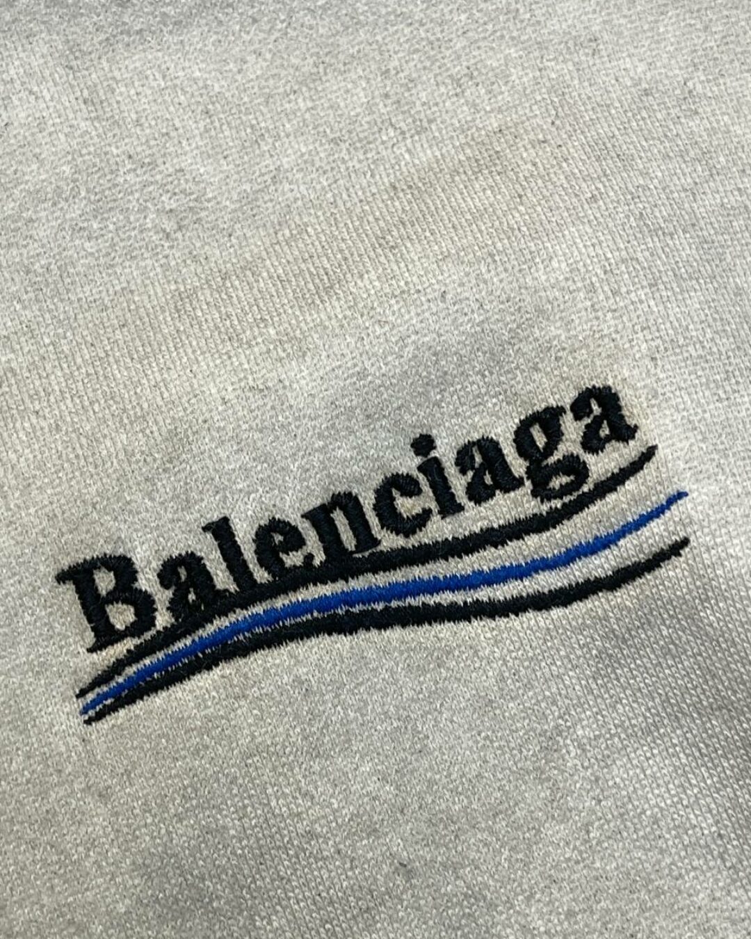 Худи Balenciaga — изображение 5