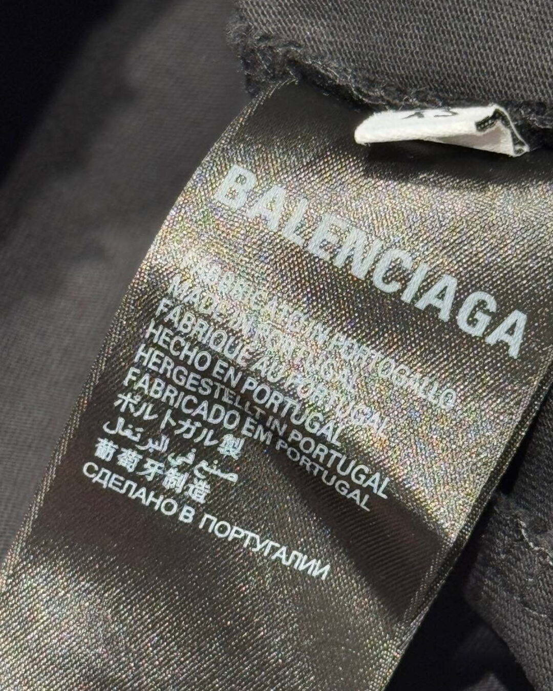 Футболка Balenciaga — изображение 9