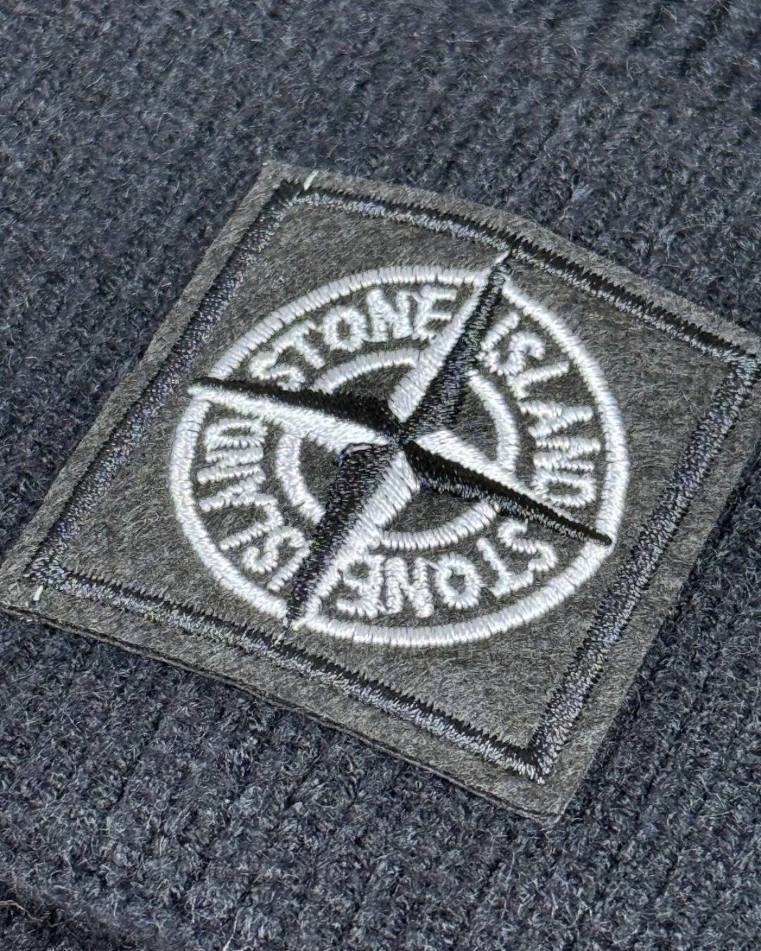 Шапка Stone Island — изображение 3