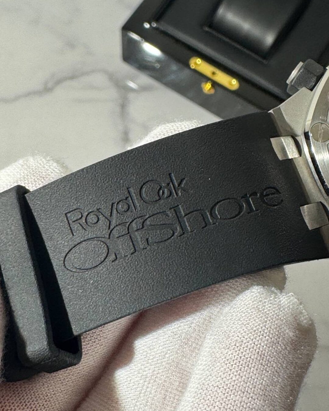 Часы Audemars Piguet Royal Oak Offshore — изображение 8