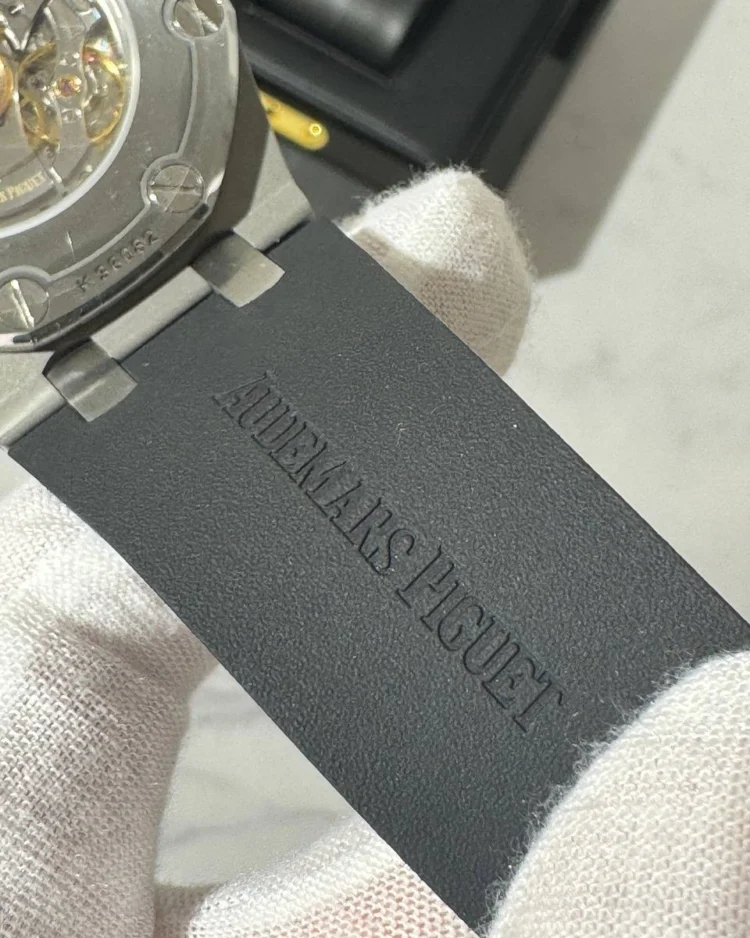 Часы Audemars Piguet Royal Oak Offshore — фото 9
