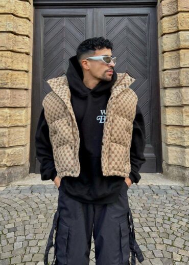 Жилет Balenciaga